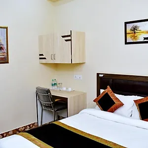 Kb Palace Hotel